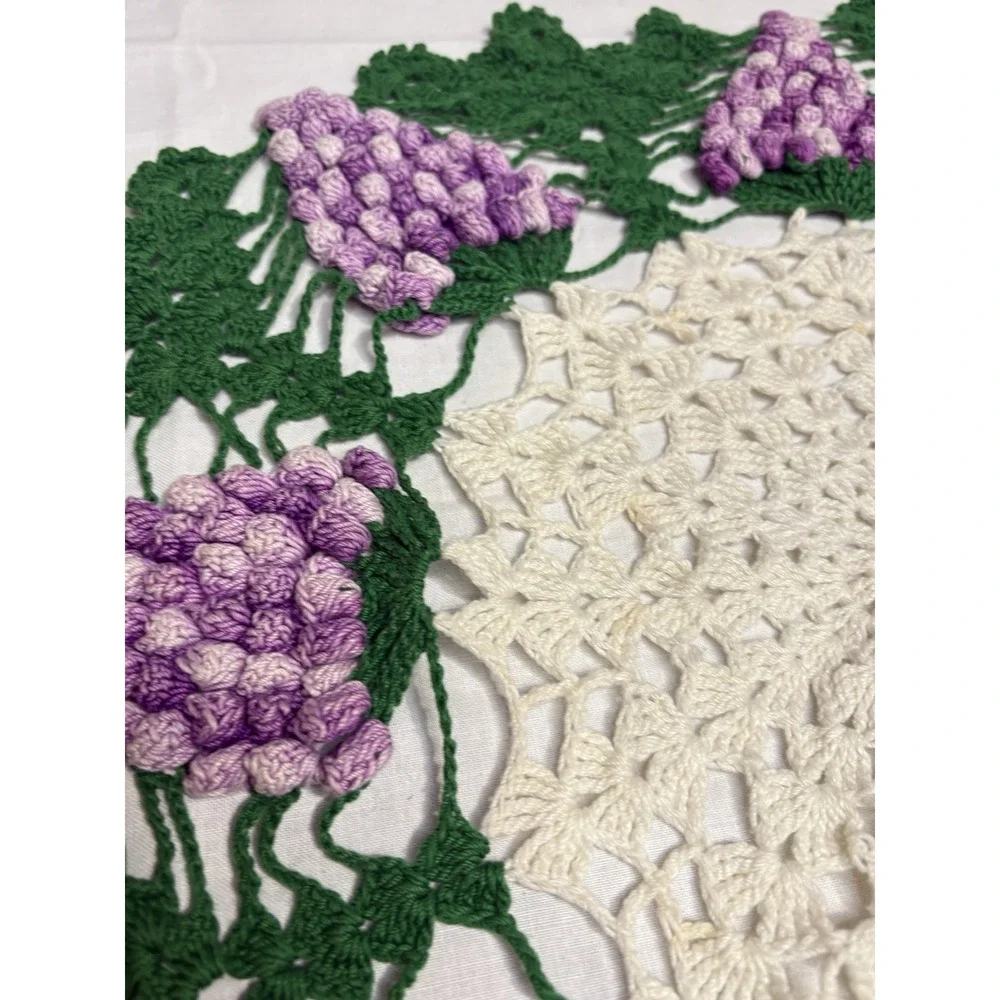 Vintage Hand-Crocheted Doily – Purple Grapes &‎ Green Leaves Popcorn Stitch 13''